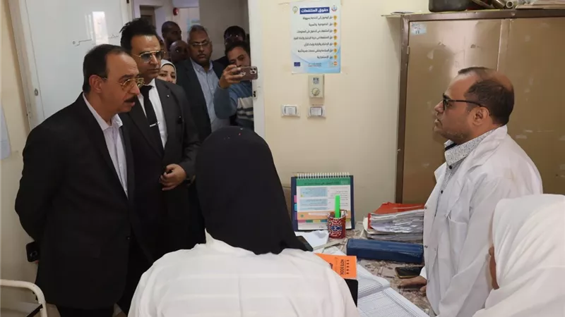 محافظ سوهاج يوجه بإعداد تقرير فني معتمد عن الأجهزة الطبية بمستشفى المراغة