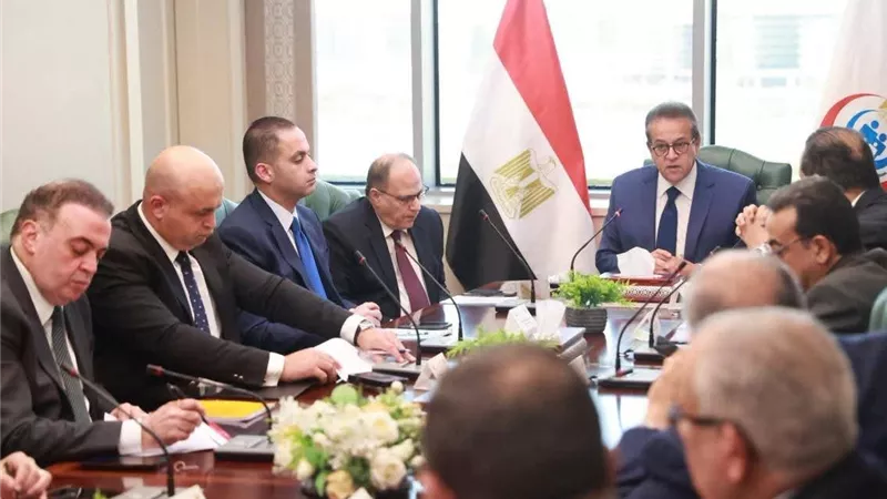 وزير الصحة: مخزون الأدوية والمستلزمات الطبية آمن ويكفي احتياجات المواطنين