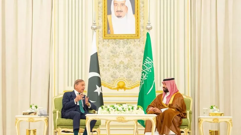 تنسيق سعودي باكستاني في مواجهة صواريخ طهران |خاص