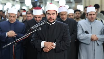 الجامع الأزهر يمتلئ بالمصلين في الليلة الـ23 من رمضان لإحياء العشر الأواخر