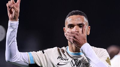 يوسف النصيري يقود هجوم الاتحاد أمام نيوم في دوري روشن 