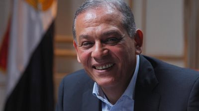 السادات نائبًا لرئيس المجلس القومي لحقوق الإنسان.. مسيرة سياسية وبرلمانية في تعزيز حقوق الإنسان