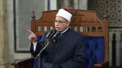 في درس التراويح بالجامع الأزهر.. رئيس جامعة الأزهر: القرآن أضاء الدنيا منذ نزوله وعلينا اغتنام نفحات العشر الأواخر