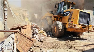 محافظ أسيوط: إزالة 28 حالة تعد على أراضي زراعية وأملاك دولة 