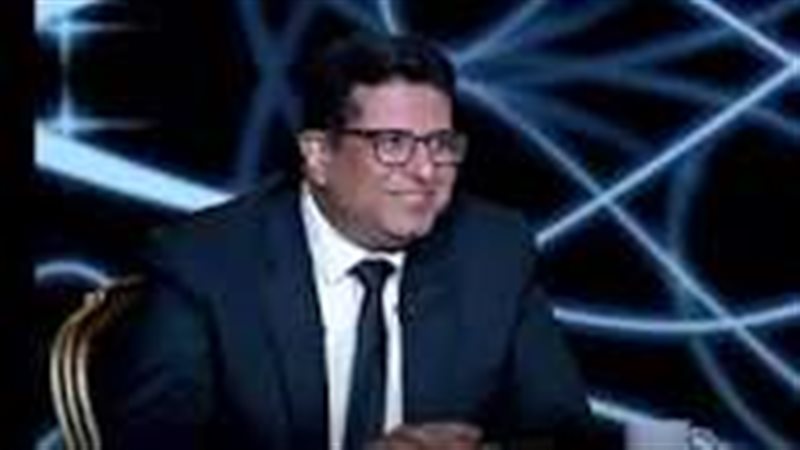 المؤلف أيمن سلامة