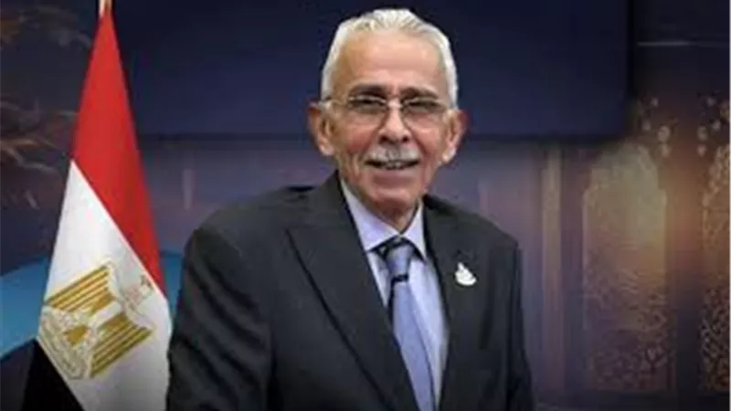 نائب بصحة النواب: أكثر من 50 طبيبًا يتنافسون على كرسي أسنان واحد بالقاهرة