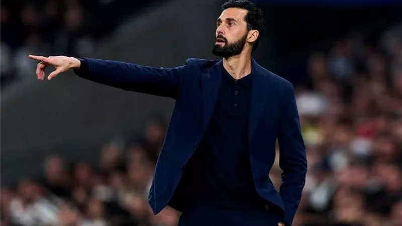 اجتماع طارئ من أربيلوا مع رباعي ريال مدريد قبل مباراة إلتشي