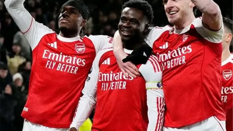بورنموث يهدي أرسنال لقب الدوري الإنجليزي بعد التعادل مع مانشستر سيتي