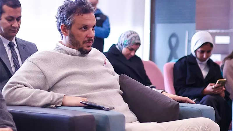 وفد نادي بيراميدز يزور مؤسسة بهية