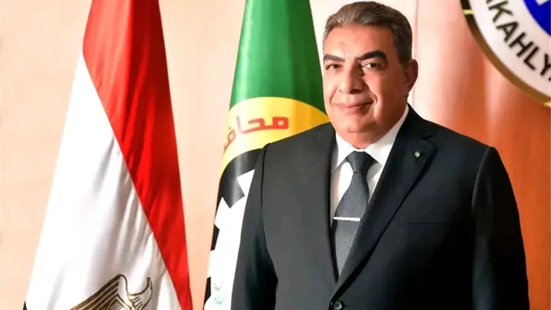 محافظ الدقهلية يهنئ الدكتور محمد عبد العظيم بتوليه رئاسة جامعة المنصورة الأهلية