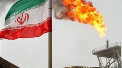 رويترز: «سينوبك» الصينية تتراجع عن شراء النفط الإيراني رغم تخفيف العقوبات الأمريكية