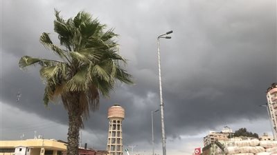 الأرصاد تحذر من طقس مائل للحرارة اليوم مع نشاط للرياح.. تفاصيل 