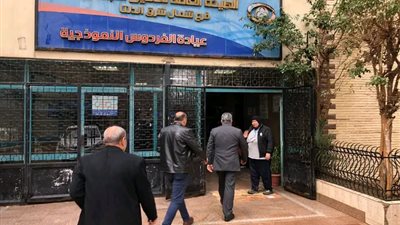 زيارة مباغتة.. محافظ الدقهلية يوجه بتطوير الخدمات الطبية بعيادة 