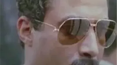 حتى المرض لم يوقفه.. كيف دفع أحمد زكي ثمن تقمصه في “زوجة رجل مهم”؟