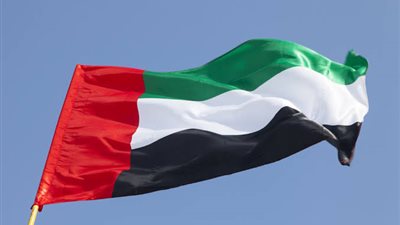 الدفاعات الجوية الإماراتية تتصدى لهجمات صاروخية ومسيرات من طهران