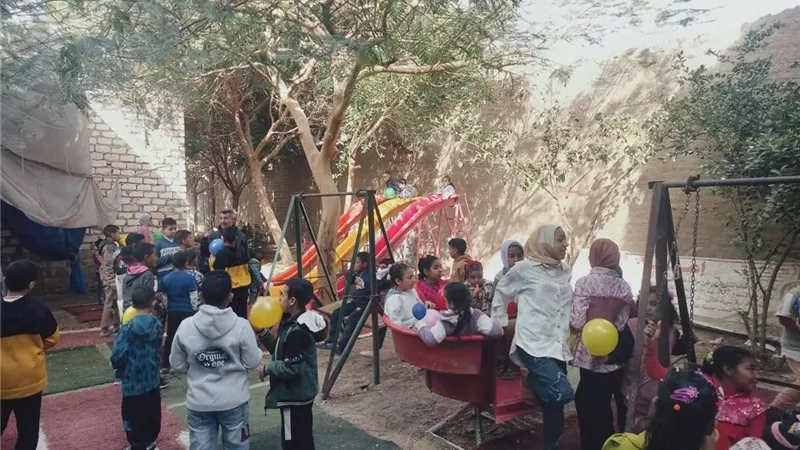 لليوم الثالث.. بالصور الأسايطة يحتفلون بعيد الفطر بالحدائق ومراكز الشباب 