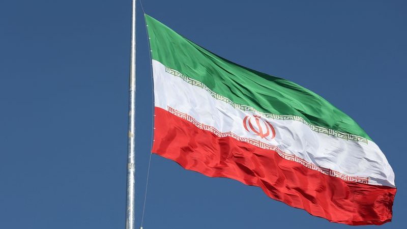 إيران