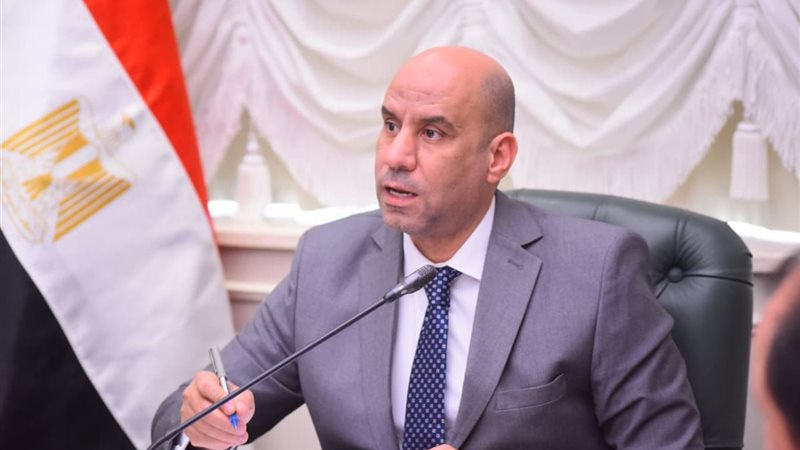 وزير العمل