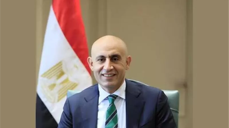 وزير التعليم بالشيوخ يعلن إضافة مادة 