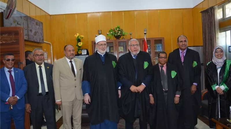 مرتبة الشرف الأولى لرسالة فقهية تناقش الغذاء والتداوي في ضوء الضوابط الشرعية