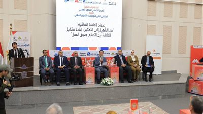 رئيس جامعة بنها: حريصون علي مواكبة التغيرات المتسارعة في سوق العمل