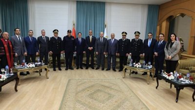 من نزلة الشوبك إلى ديوان المحافظة.. الجيزة تُحيي ذكرى الشهداء وتواصل البناء