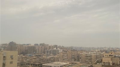 أمطار وغيوم كثيفة على الإسكندرية.. واستعدادات مكثفة للتعامل مع التقلبات الجوية 