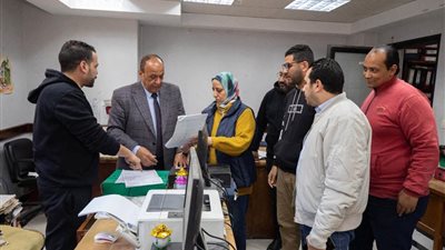 تحسين الخدمات أولوية.. رئيس مياة الإسكندرية يتابع الأداء ميدانياً
