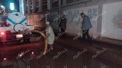 محافظ المنوفية يتابع جهود شفط مياه الأمطار والتعامل مع موجة الطقس السيئ.. صور 
