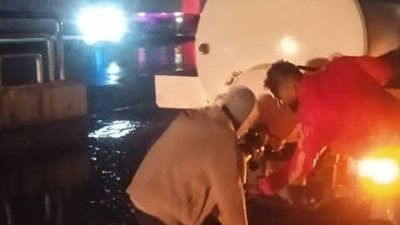 الأنصاري: رصد دوري من مركز السيطرة لحالة الطرق والمحاور ورفع أي تجمعات مياه الأمطار