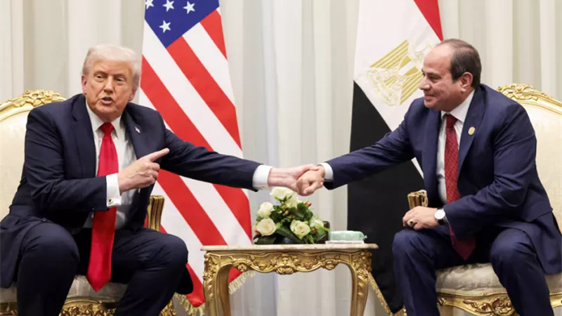 السيسي: لا أحد يستطيع أن يوقف الحرب إلا الرئيس الأمريكي