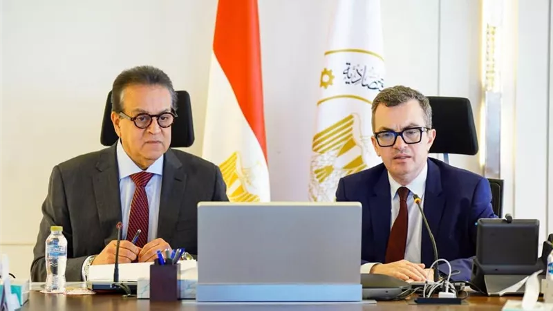 وزير الصحة: تطوير البنية التحتية الصحية واستكمال التأمين الصحي الشامل أولوية