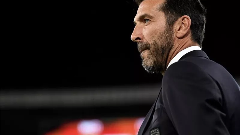 رسميًا.. بوفون يعلن رحيله عن منتخب إيطاليا