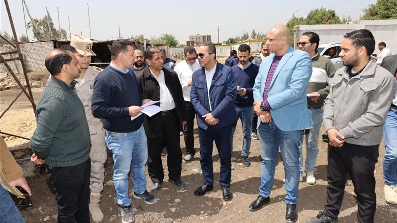 محافظ المنوفية اثناء