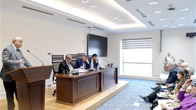 1.2 مليار جنيه لإنشاء كوبري سيارات بديروط.. وحل مرتقب لأزمة الزحام الخطة والموازنة توافق على كوبري