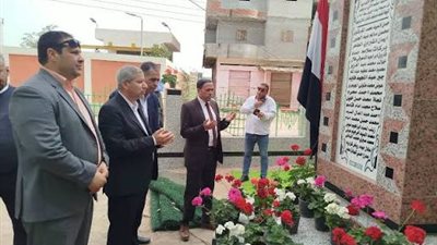 وكيل تعليم الشرقية يتفقد انتظام الدراسة بالحسينية ويؤكد: دماء أطفالنا كانت وقوداً للنصر