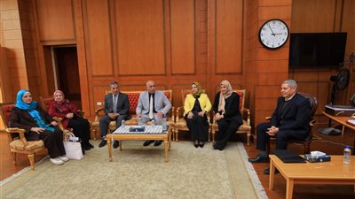 جامعة كفر الشيخ تستقبل فريق الدعم الفني لمشروع تطوير نظم الاختبارات العملية والشفهية
