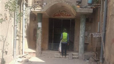 الجيزة تعلن بدء تفعيل منظومة الجمع السكني للمخلفات بحي المنيرة الغربية 