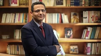 نقيب الصحفيين يهنئ المصريين والكنائس المصرية بعيد القيامة المجيد وشم النسيم