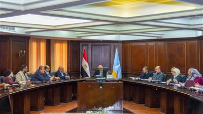 محافظ الإسكندرية يبحث آليات حصر وصون المباني ذات الطراز المعماري المتميز