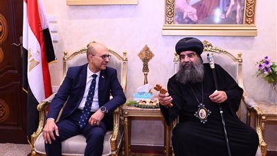 رئيس جامعة أسيوط: وحدة المصريين أساس الاستقرار والتقدم