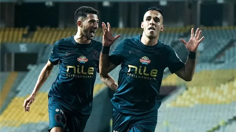 بعثة الزمالك تغادر مطار القاهرة متجهة إلى الجزائر لمواجهة شباب بلوزداد 