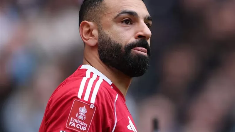 حارس ليفربول السابق يرشح لاعبًا مفاجئًا لخلافة محمد صلاح: الأنسب لتلك المهمة