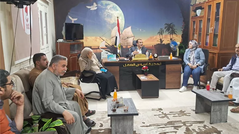 استعدادًا لافتتاح أول مجازر نصف آليةبسوهاج.. والطب البيطري يعقداجتماعا مع شعبة القصابين