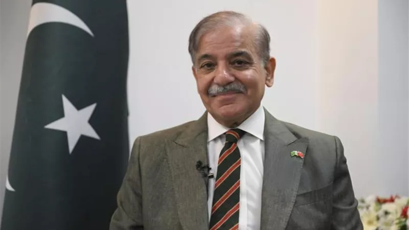 رئيس وزراء باكستان يدعو ترامب لتمديد المهلة الممنوحة لإيران أسبوعين