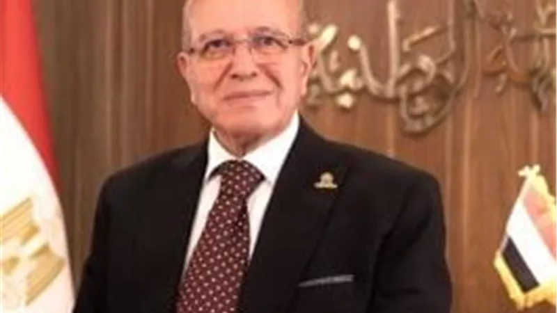 عضو بالشيوخ: التحركات المصرية نجحت في احتواء التوتر وتعزيز الاستقرار الإقليمي