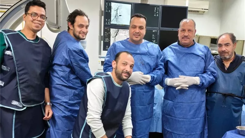 فريق طبى بجامعة أسيوط ينجح في إنقاذ حياة سيدة من نزيف رحمي حاد بعد الولاده