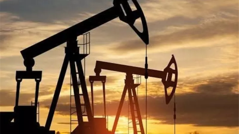 ارتفاع أسعار العقود الآجلة لخاميّ برنت وغرب تكساس