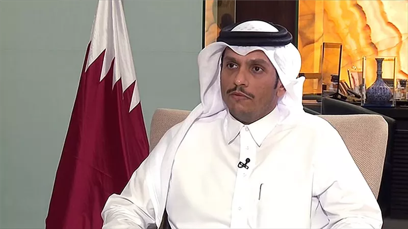رئيس وزراء قطر يدعو إلى تغليب الحكمة لاحتواء التصعيد العسكري في المنطقة
