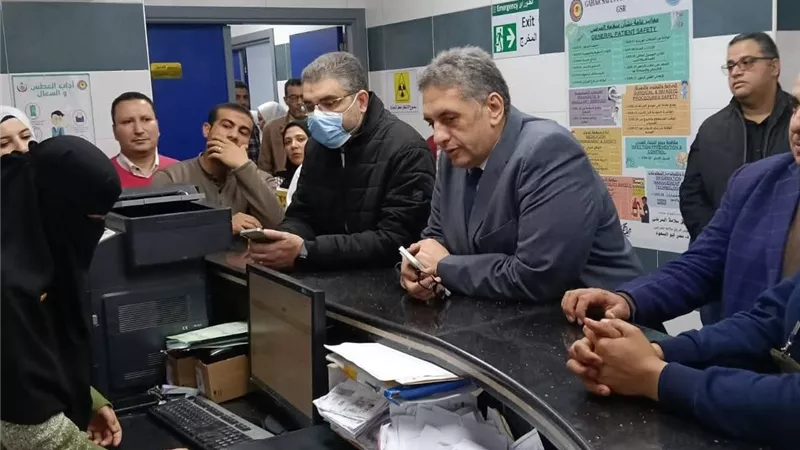جولة تفقدية لوكيل وزارة الصحة بكفر الشيخ لمستشفى دسوق المركزي